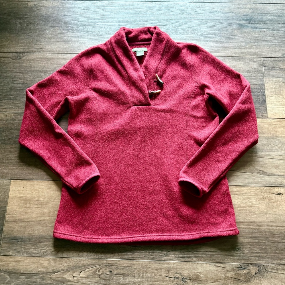 Eddie Bauer Women's Red V-Neck Sweater